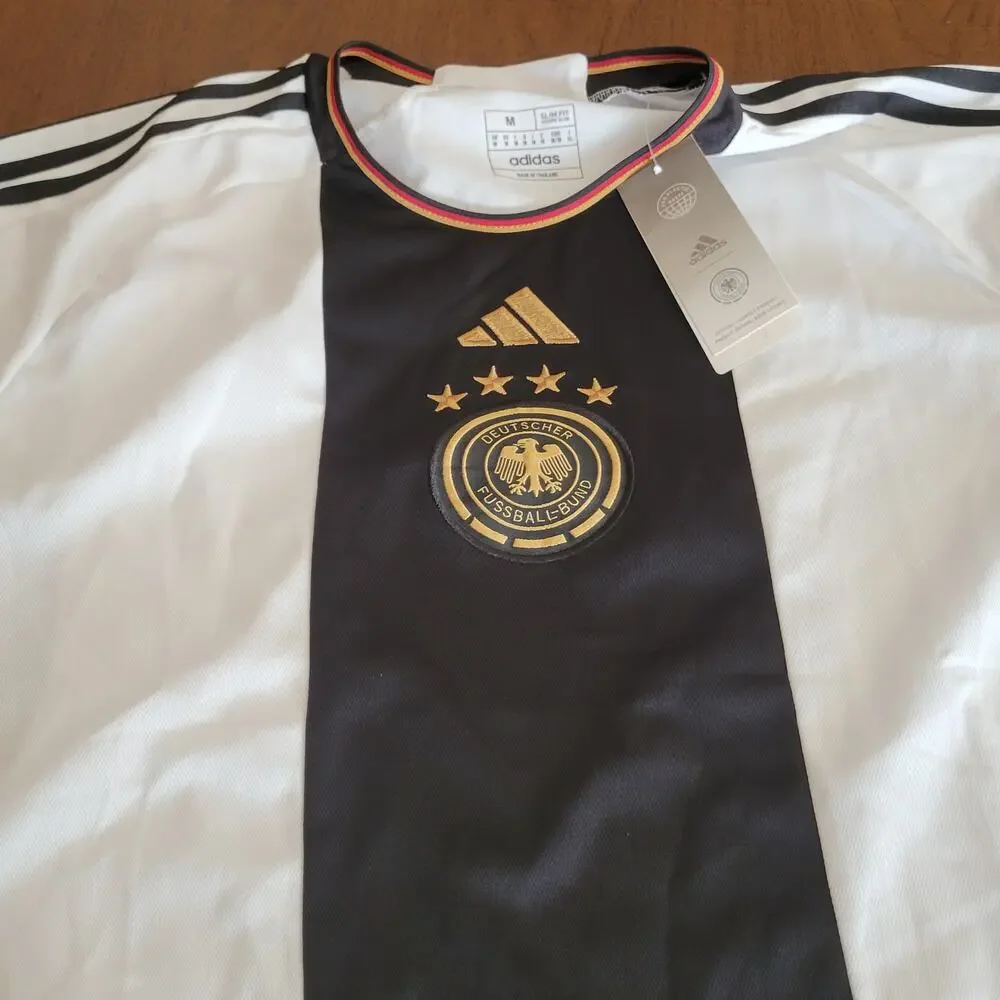 Adidas Germany  Home Men’s Soccer Jersey  White Deutscher Size M New iwth tags